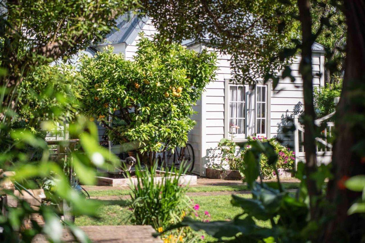 French Bay House Bed & Breakfast Akaroa Exterior photo